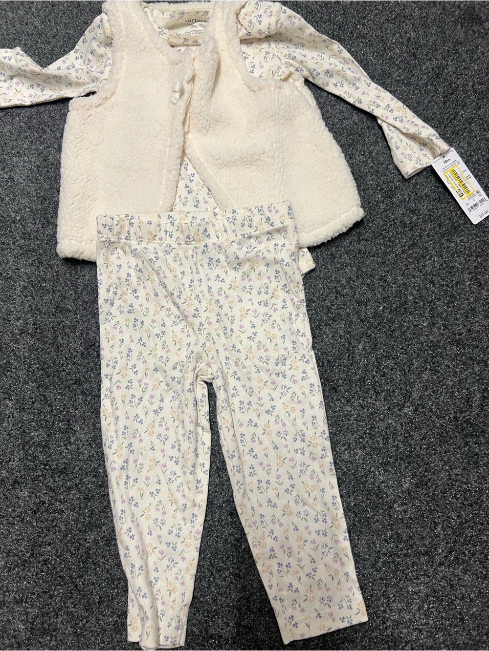 Carter’s 3-piece set